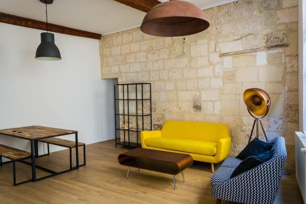Apartment In Hyper Center - 3 Bedrooms アルル エクステリア 写真